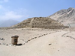Estructura piramidal principal de la Ciudad Sagrada de Caral