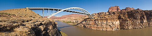 Puente Hite Crossing sobre el río Colorado, en Estados Unidos.