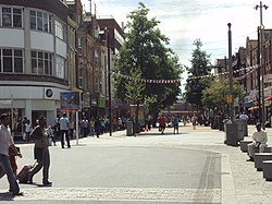 Vista de East Street en el barrio de Barking