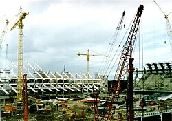 Tribunas durante la construcción