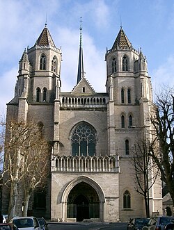 Fachada de la catedral de Dijon