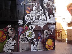 Muestra de grafiti urbano en pared