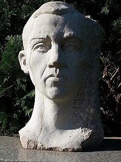 Busto de Miguel Hernández
