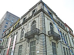 Edificio emblemático en la Diagonal