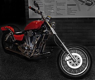 Una Suzuki Intruder Chopper