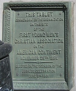Placa conmemorativa de la primera YMCA americana en Montreal