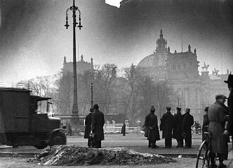El edificio del Reichstag tras el incendio