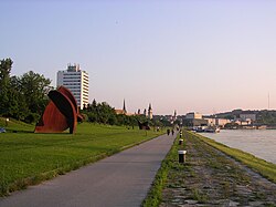 Ruta ciclista del Danubio en Linz, Austria