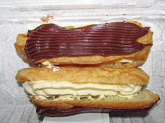 Fotografía conceptual de un éclair de repostería