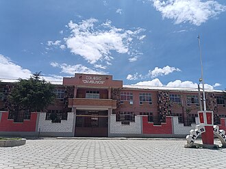 Unidad educativa en Achacachi