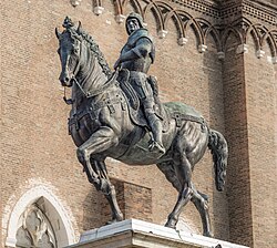 Retrato ecuestre del condottiero Colleoni en Venecia