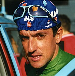Fotografía relacionada con el entorno ciclista de la época de Gianni Faresin