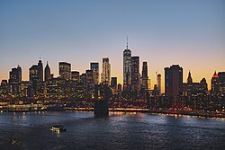 Vista panorámica del Bajo Manhattan con el One World Trade Center