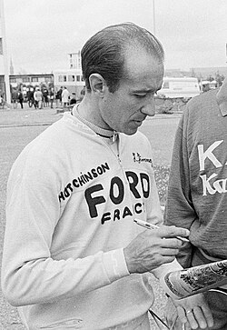 Julio Jiménez en competición en 1966