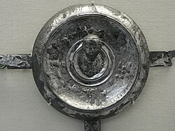 Phalerae de caballo de Xanten con inscripción de Plinio