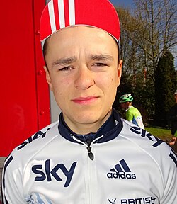 Tom Pidcock compitiendo en una prueba de ciclismo