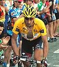 Fabian Cancellara con el maillot de líder en el Tour de Francia