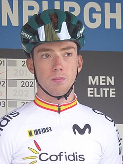Retrato del ciclista Roger Adrià