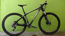 Bicicleta de montaña configurada para cross country