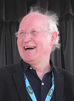 Retrato de Robert Mintkiewicz