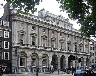 Vista general del edificio que alberga el Instituto de Arte Courtauld