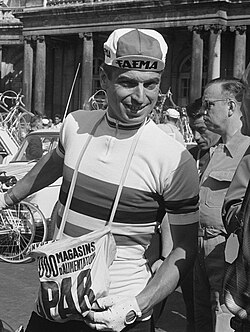 Retrato de Rik Van Looy con indumentaria deportiva
