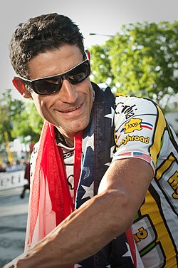 Retrato de George Hincapié