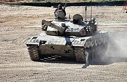 Personal uniformado del ejército chino en formaciones operativas