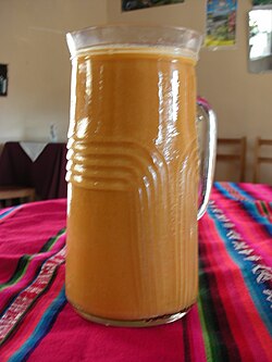 Chicha de maíz tradicional en Tarata