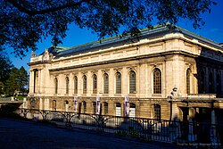 Entrada del Museo de Arte e Historia de Ginebra