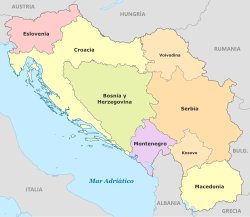 Mapa político de la República Federal Socialista de Yugoslavia destacando la república socialista de Serbia.