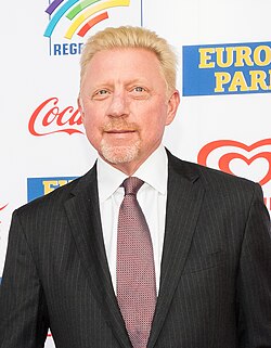 Boris Becker en una pista de tenis