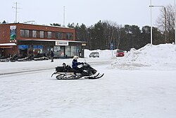 Paisaje y entorno de la localidad de Inari en Laponia finlandesa