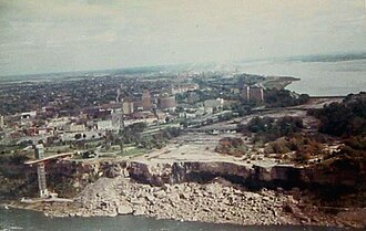 Lecho de las cataratas estadounidenses durante la desviación de 1969