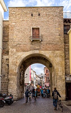Porta Altinate en Padua