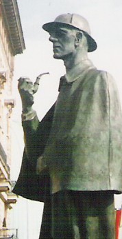 Estatua de Sherlock Holmes en Londres