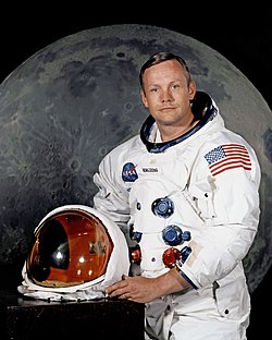 Neil Armstrong en la superficie lunar