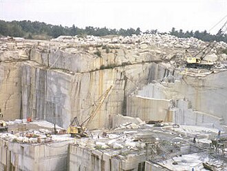 Cantera de piedra utilizada para la extracción de materiales pétreos