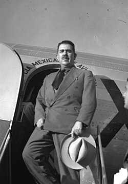 Cárdenas en 1937