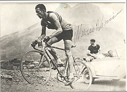 Fotografía de archivo y datos biográficos de Mario Vicini