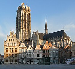 Grote Markt y catedral de San Rumoldo