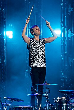 Iluminación y despliegue técnico en un concierto de Muse