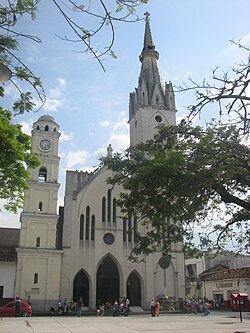 Iglesia San Bartolomé en Tuluá