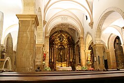 Vista interior de la iglesia de San Tirso en Oviedo