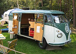 Volkswagen Transporter transformada en cámper