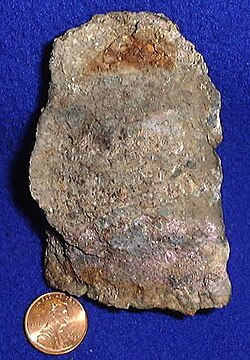 Muestra de mena mineral de cobalto antes de sus procesos de refinación