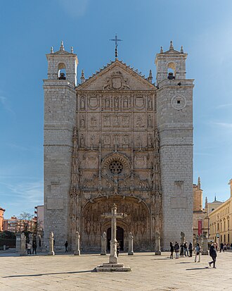 Fachada principal de la Iglesia de San Pablo