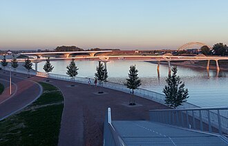 Puente Waalbrug en Nimega