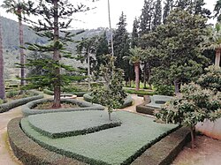 Jardín frontal de Raixa