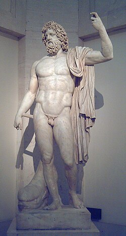 Estatua romana antigua de Neptuno en el Museo del Prado.